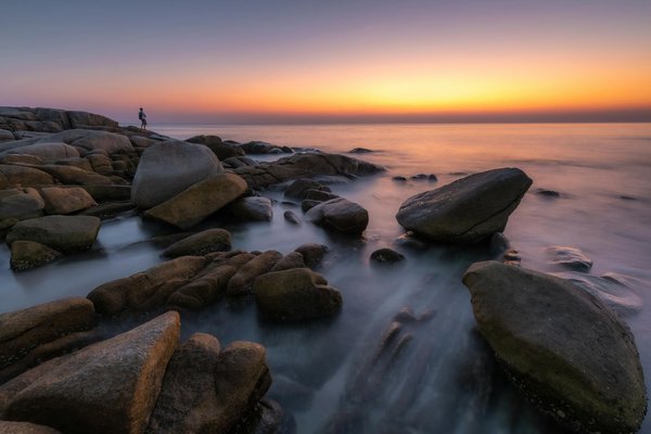 Voyage en Solitude : Astuces Pour un Camping Réussi et Enrichissant